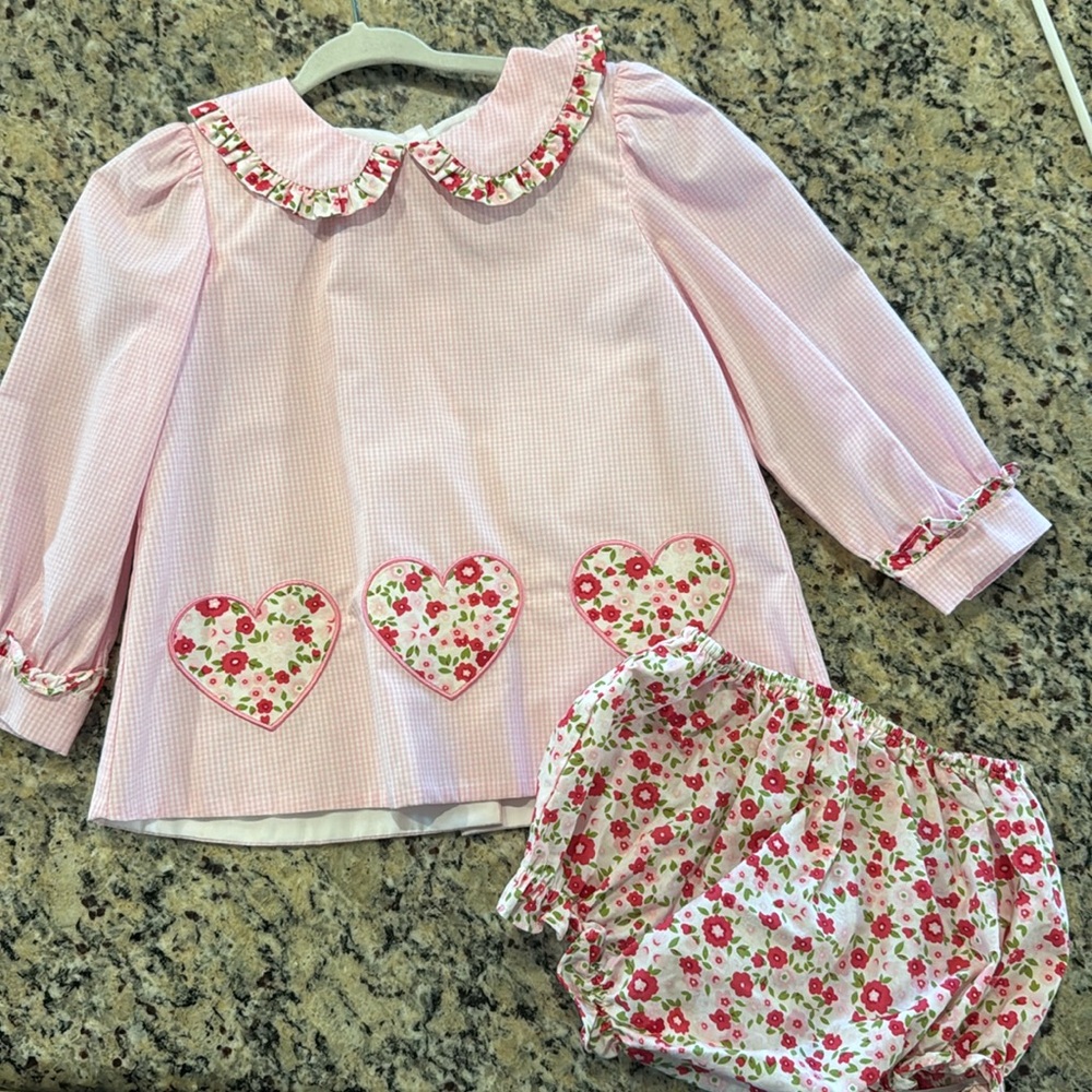Stitchy fish 3T pink fine gingham valentines outfit